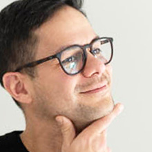 Carlos Meza's headshot